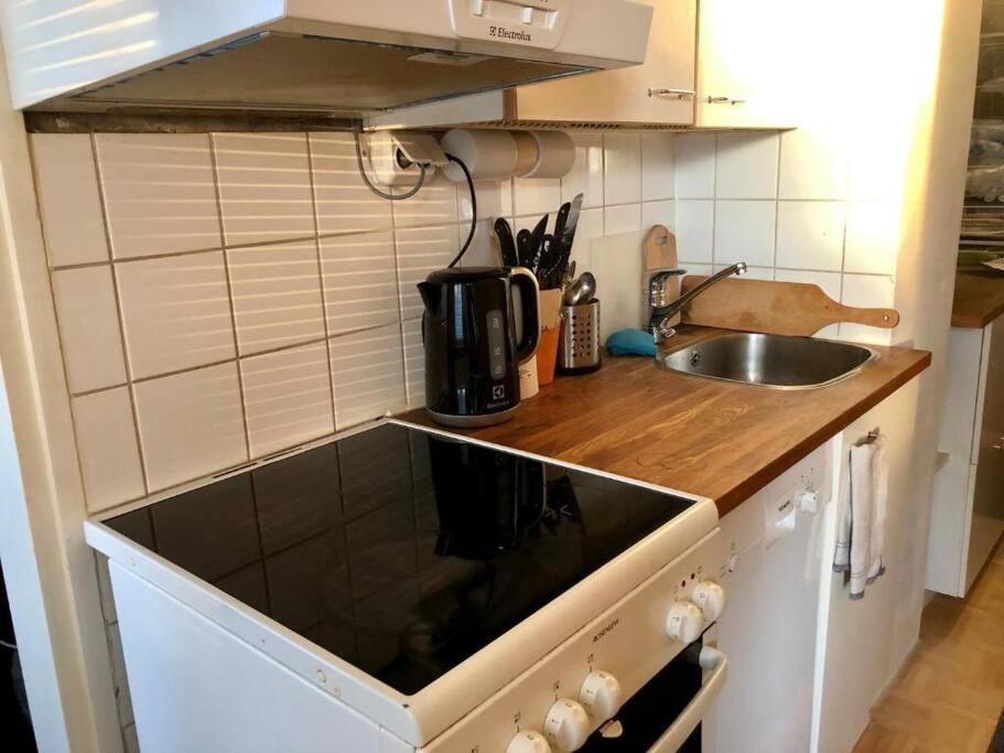Scandinavian 2-Rooms Apartment City Center 헬싱키 외부 사진